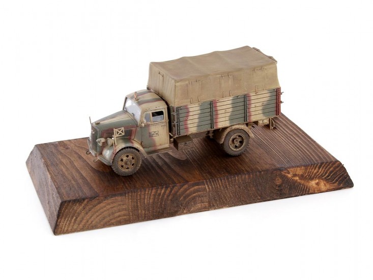 Fnss Plastic Battle Armor Models 28