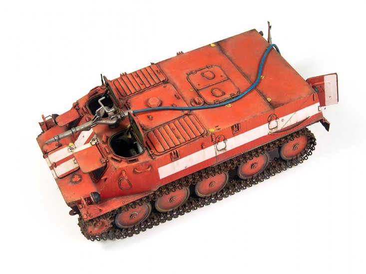 Plastic Battle 1k 1 01